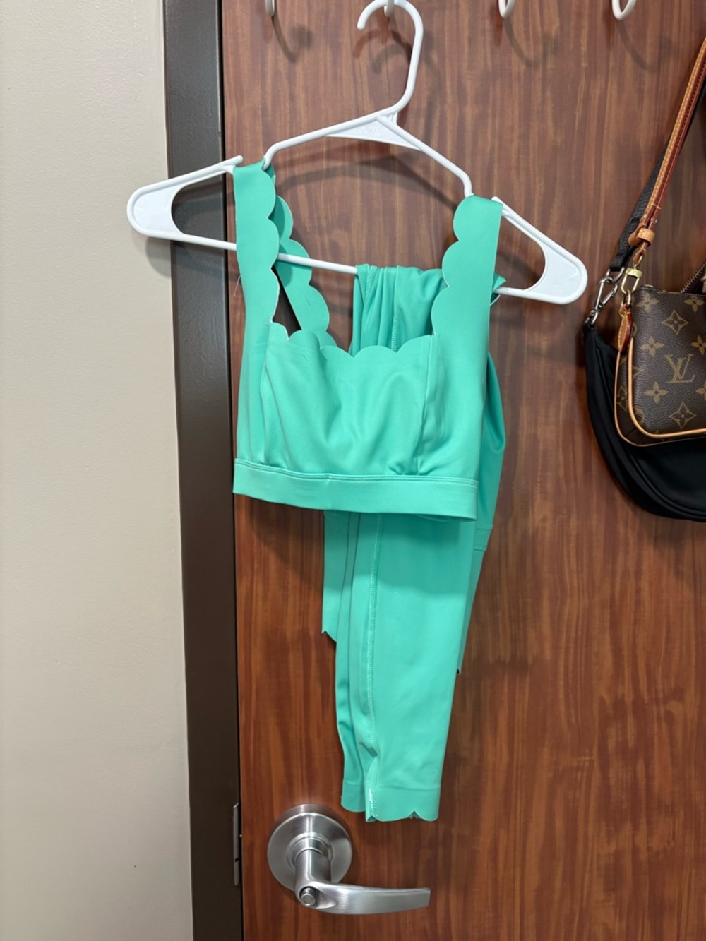 Scalloped coco lilys workout set !